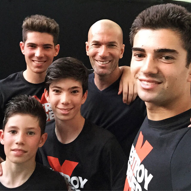 Zidane và 4 cậu con trai