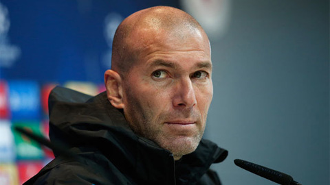 HLV Zidane bác bỏ khả năng Real sắp mua thêm thủ môn