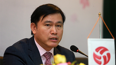 Ngoài việc tìm kiếm nhà tài trợ mới cho V.League, ông Trần Anh Tú đặt ra những nhiệm vụ quan trọng trong nhiệm kỳ tới cho VPF - Ảnh: Đức Cường
