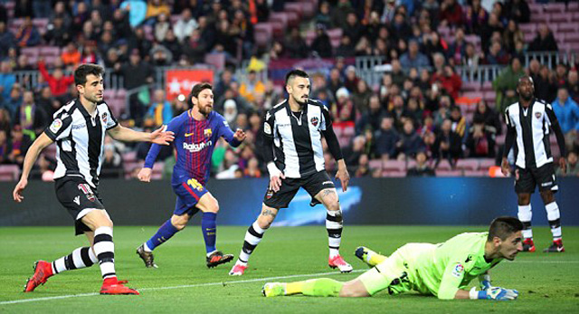Messi mở tỷ số cho Barca
