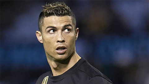 Ronaldo muốn tới Chelsea hơn M.U