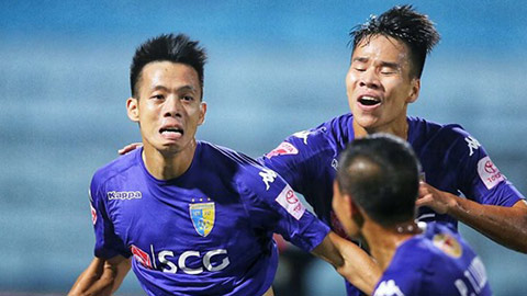 Hà Nội FC xác nhận Văn Quyết sang Malaysia thi đấu