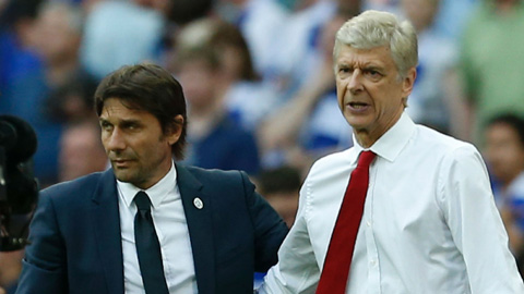 Chelsea vs Arsenal: Conte không át vía được ông giáo già Wenger