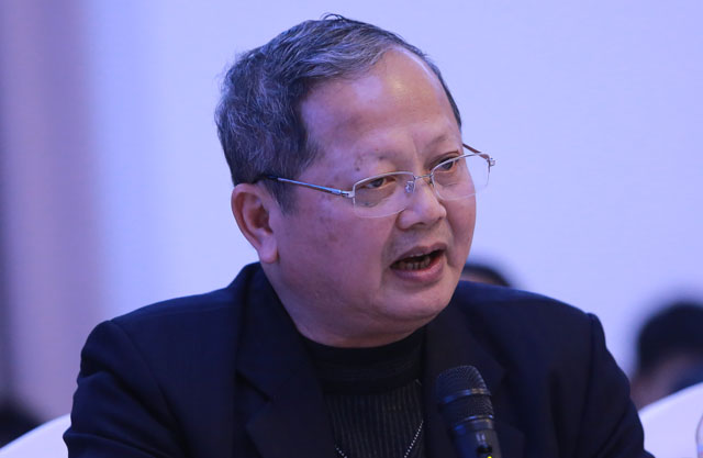 Cựu Bộ trưởng Hà Quang Dự phát biểu tại buổi đối thoại - Ảnh: Đức Cường