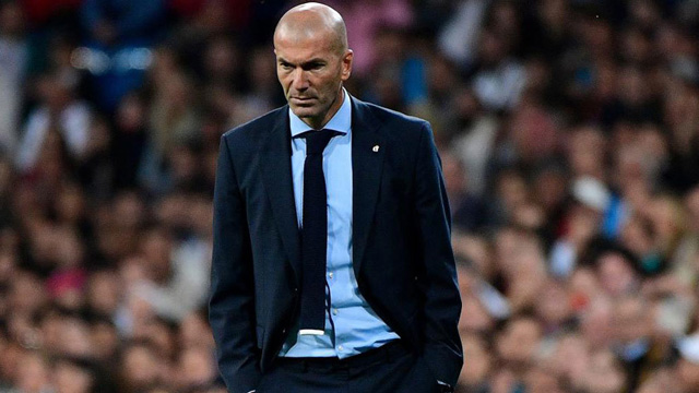 Zidane khó lòng giữ ghế đến hết mùa