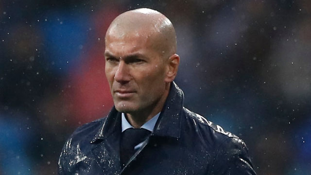 Zidane đang bất lực