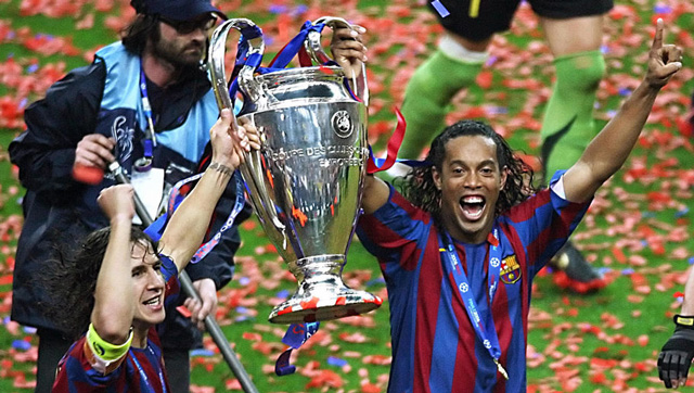 Di sản Ronaldinho để lại Barca không chỉ là danh hiệu