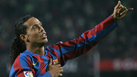 Hành trình sự nghiệp 31 năm thăng trầm của Ronaldinho