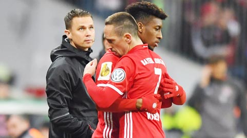 Bayern đối mặt cuộc khủng hoảng thừa