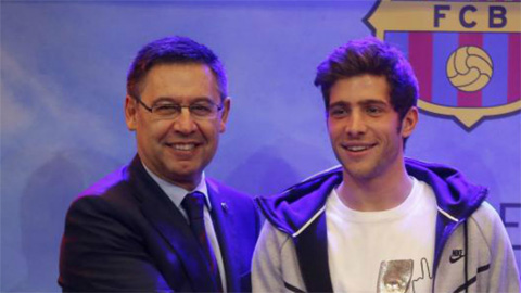 Barca giữ chân Sergi Roberto đến năm 2022