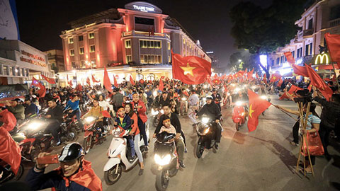 Cả đất nước vỡ òa trong chiến thắng lịch sử của U23 Việt Nam
