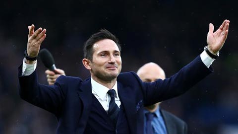 Frank Lampard sắp trở thành HLV trưởng Oxford