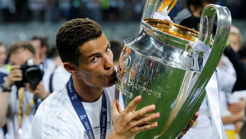 Ronaldo: "Tôi yêu Real, tôi muốn ở lại"