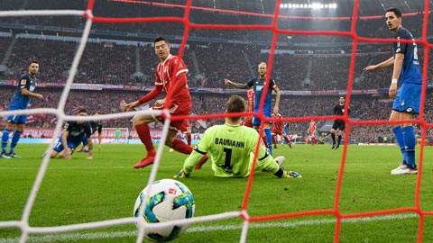 Bayern thắng đậm Hoffenheim: Hùm xám mài móng vuốt