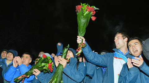 Tuyển thủ U23 Uzbekistan được tặng xế xịn nhờ chức vô địch