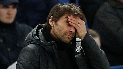 Chelsea liên hệ với Enrique thay Conte trước vòng 1/8 Champions League