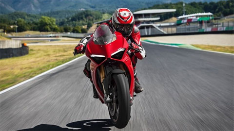 Ducati V4S về Việt Nam với giá 1,6 tỷ đồng