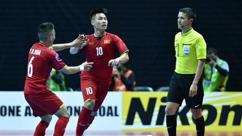 ĐT Futsal Việt Nam vào tứ kết châu Á 2018: Niềm tin trở lại