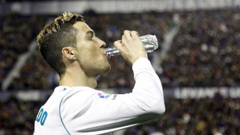 Ronaldo: "Tôi không thể làm những điều như hồi mới 20"