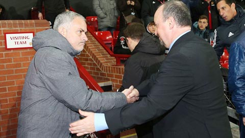 Rafa Benitez vs Jose Mourinho: Hết rồi những hận thù xưa cũ