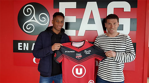 Con trai Drogba nối gót cha sang chơi ở Ligue 1