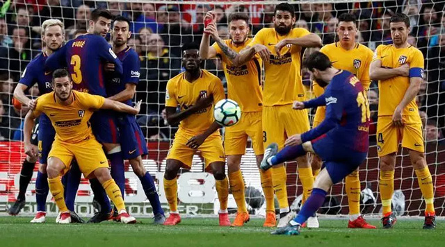 Cú sút phạt hàng rào tuyệt đẹp của Messi vào lưới Atletico