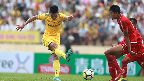 Phung phí cơ hội, SLNA bỏ lỡ trận thắng thứ 3 ở AFC Cup