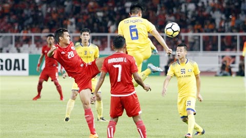 Persija Jakarta 1-0 SLNA: Tiếc cho SLNA