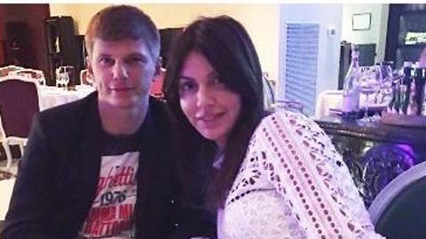 Vợ Arshavin bị phạt 14.000 euro vì gây rối trên máy bay