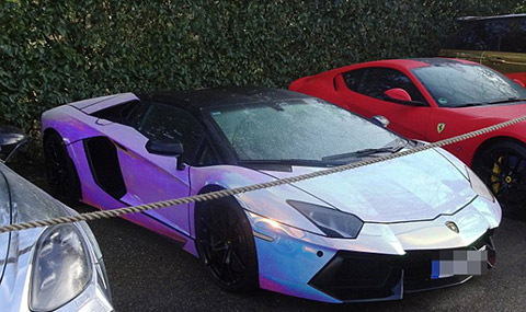 Lamborghini Aventador trị giá 270.000 bảng