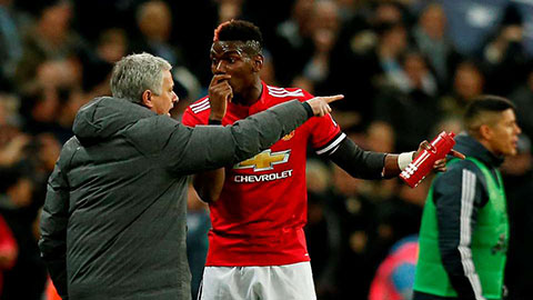 Mourinho được gì khi chỉ trích tất cả?