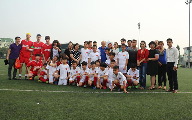 Các học viên nhí và dàn sao Hàn Quốc đã có những trải nghiệm đáng nhớ cùng HLV Park Hang Seo, người đưa U23 Việt Nam làm nên lịch sử ở VCK U23 châu Á 2018 