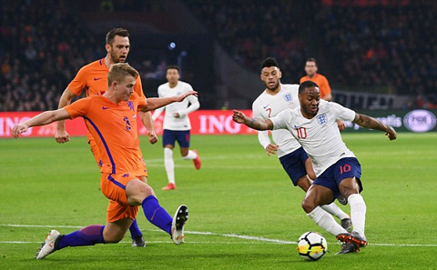 Sterling xứng đáng đá chính cho Tam Sư tại World Cup 2018