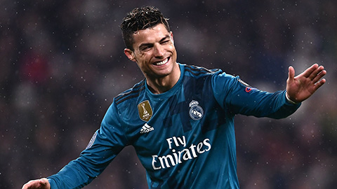 Ronaldo sốc vì fan Juventus chuyển sang tán dương mình
