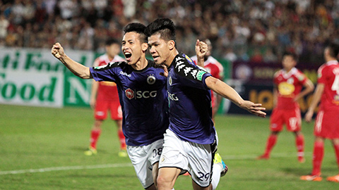 Hà Nội FC được bầu Hiển thưởng vượt khung sau chiến thắng trước HAGL - Ảnh: Phan Tùng 