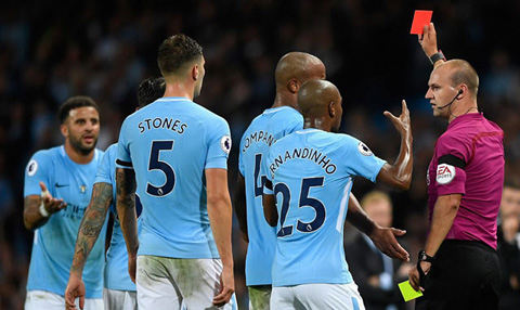 Man City nhận trận hòa trước Everton ở vòng 2