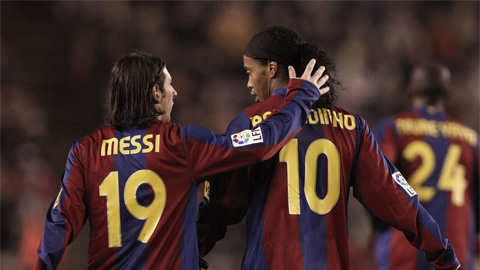 Messi cân bằng kỳ tích đá phạt của Ronaldinho ở La Liga