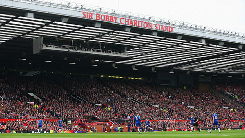 M.U tính mở rộng sức chứa của khán đài Sir Bobby Charlton