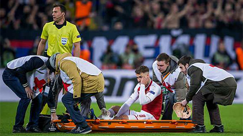Ramsey dính chấn thương ghê rợn ở trận gặp CSKA