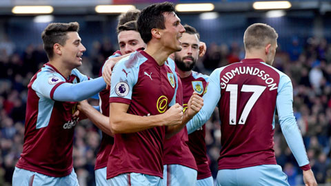VIDEO: Burnley 2-1 Leicester