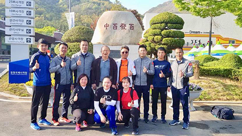 HLV Park Hang Seo bất ngờ đến thăm Hoàng Xuân Vinh ở Hàn Quốc