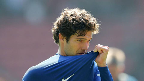 Chelsea mất Marcos Alonso ở bán kết FA Cup vì án treo giò