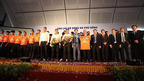 Nhiều cầu thủ V.League đầu quân cho đội hạng Nhì Phù Đổng FC