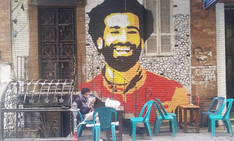 Hình ảnh Salah giờ xuất hiện khắp nơi trong thế giới Arab 