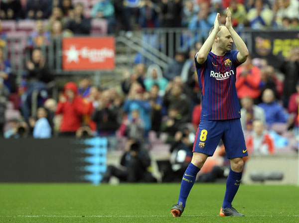 Iniesta thông báo sẽ chia tay Barca vào cuối mùa giải 2017/18