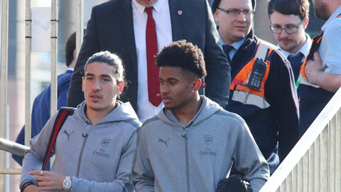 Arsenal gọi một loạt cầu thủ trẻ cho trận gặp M.U
