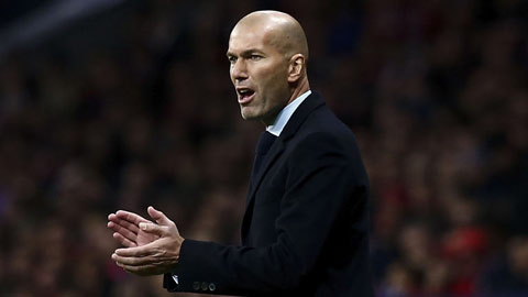 Zidane yêu cầu học trò quên sạch kỳ tích