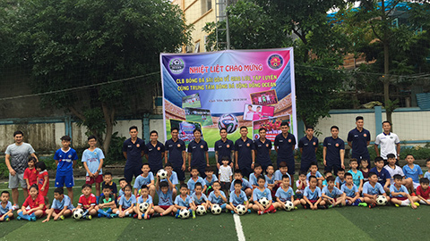Sài Gòn FC thắp sáng đam mê cho trẻ em ở Vĩnh Phúc