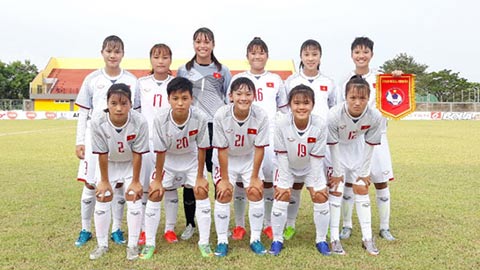 U16 nữ Việt Nam thắng đậm Singapore, chiếm ngôi đầu