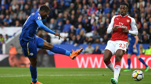 Iheanacho ghi bàn mở tỷ số cho Leicester